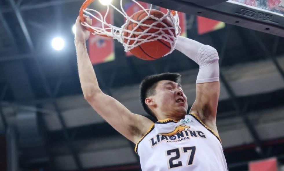 埃因霍温发布备战花絮，集结日远射贴柱，CBA季后赛任务艰巨，高层口径保持一致的简单介绍