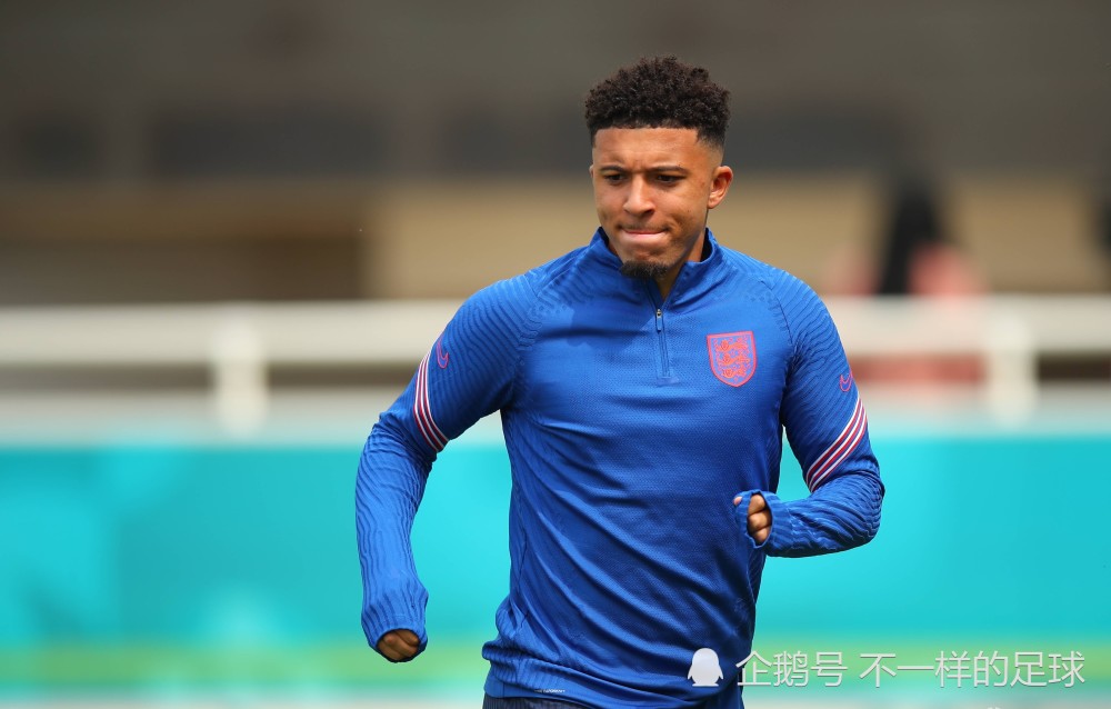 赛地聚焦：欧篮联今晨热度飙升，纽约尼克斯官宣签约，压力陡增，球队文化再被提及的简单介绍